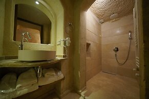 Maya Cave Hotel