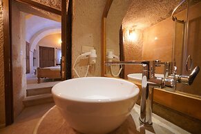Maya Cave Hotel