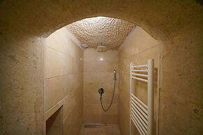 Maya Cave Hotel