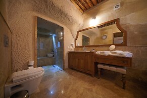 Maya Cave Hotel