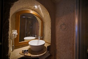 Maya Cave Hotel