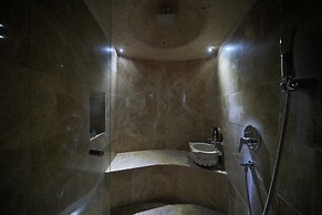 Maya Cave Hotel