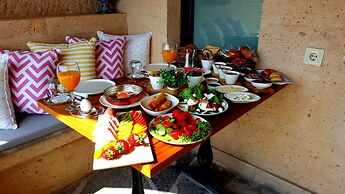 Maya Cave Hotel