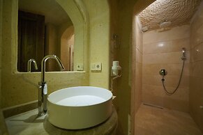 Maya Cave Hotel