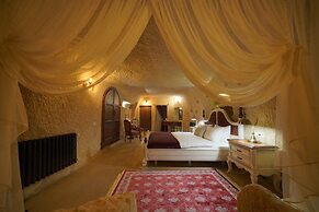 Maya Cave Hotel