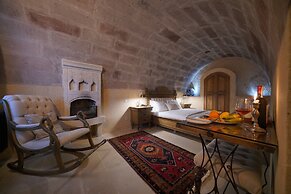 Maya Cave Hotel