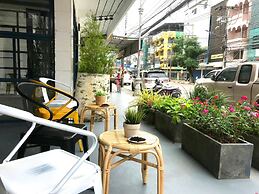 Spinomad Hostel