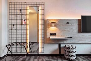 Moxy Duesseldorf South