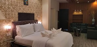 Hotel Creek