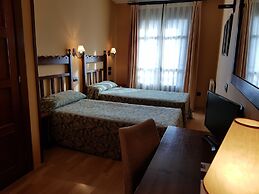 Hotel Cotiella