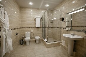 Imperial Club Delux