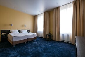 Komatek Hotel