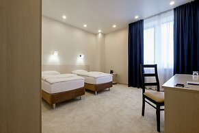 Komatek Hotel