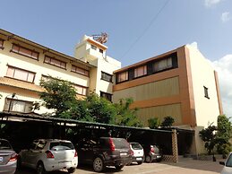Hotel Orange Inn