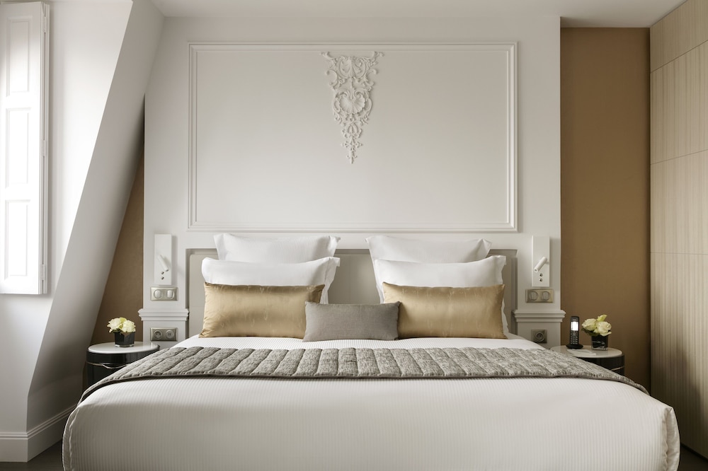 La Clef Champs-Élysées Paris by The Crest Collection