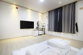 MJ Tour Hostel