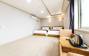 MJ Tour Hostel
