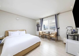 MJ Tour Hostel