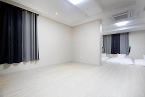 MJ Tour Hostel