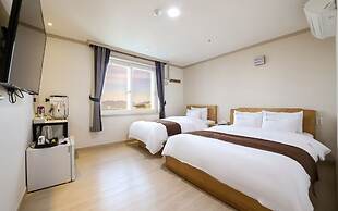 MJ Tour Hostel