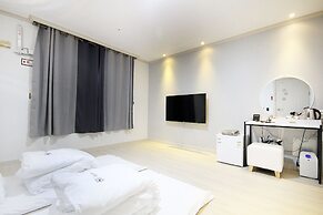 MJ Tour Hostel
