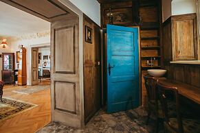 Divná Pani Luxury Gallery Rooms
