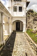 Casa Las Ruinas