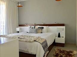 MOMA 206. Luxury Condohotel