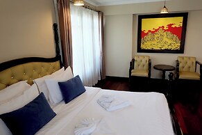 Siri Heritage Bangkok Hotel