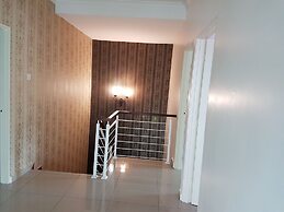 Sitiawan Homestay