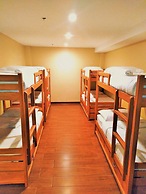 V Hotel and Apartel
