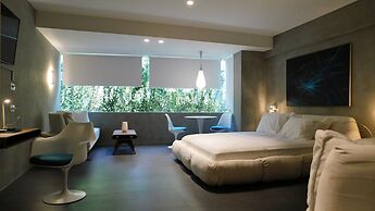 101 Adrianou Luxury Urban Stay