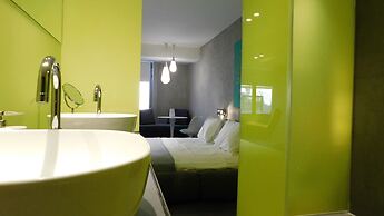 101 Adrianou Luxury Urban Stay