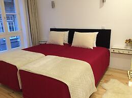 Clerigos H Apartments