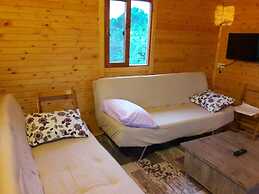 YALILI Wooden House