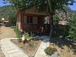 YALILI Wooden House