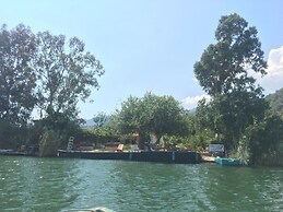 YALILI Wooden House
