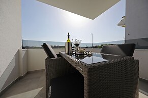 Luxury Majpruz Suites