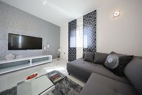 Luxury Majpruz Suites