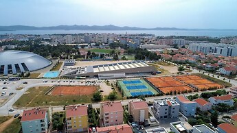Luxury Majpruz Suites