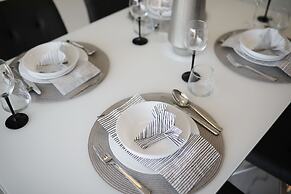 Luxury Majpruz Suites