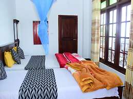 Grand View Guest House & Restaurant