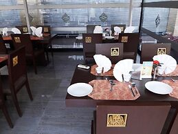 Dev Motel & Banquet