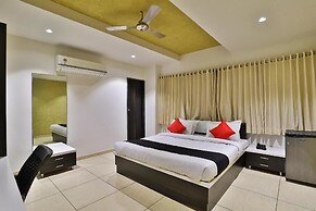 Dev Motel & Banquet