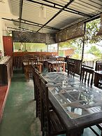 Ella Nature Life Guest and Restaurant