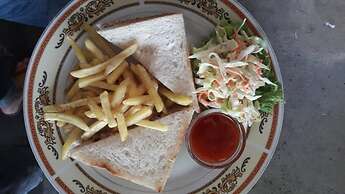 Ella Nature Life Guest and Restaurant