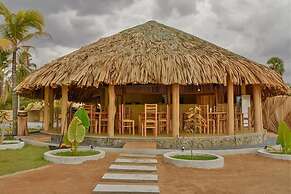 Royal Beach Arugambay