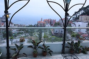 Royal Huy Tam Dao