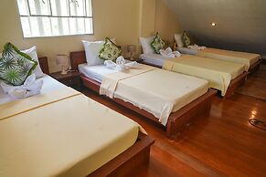 Charming Tagaytay Vacation Home