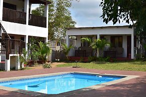 Gamboozini Lodge